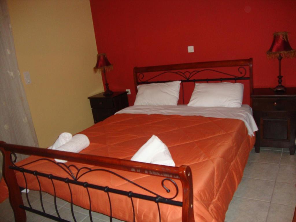 Kafiona Guesthouse Pírgos Dhiroú Rom bilde